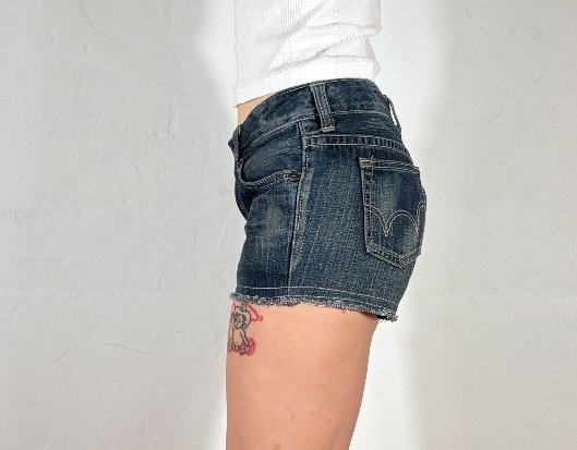 Edwin Raw Hem Shorts, S