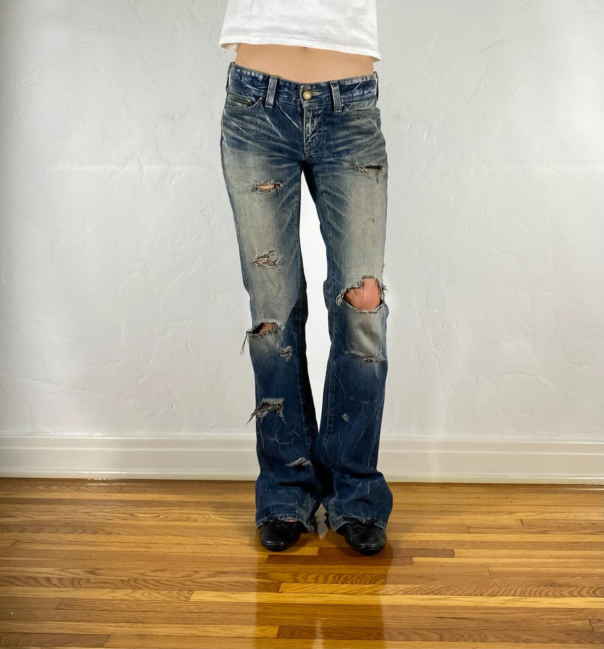 Vanquish Low Rise Gold Label Jeans, XS/S