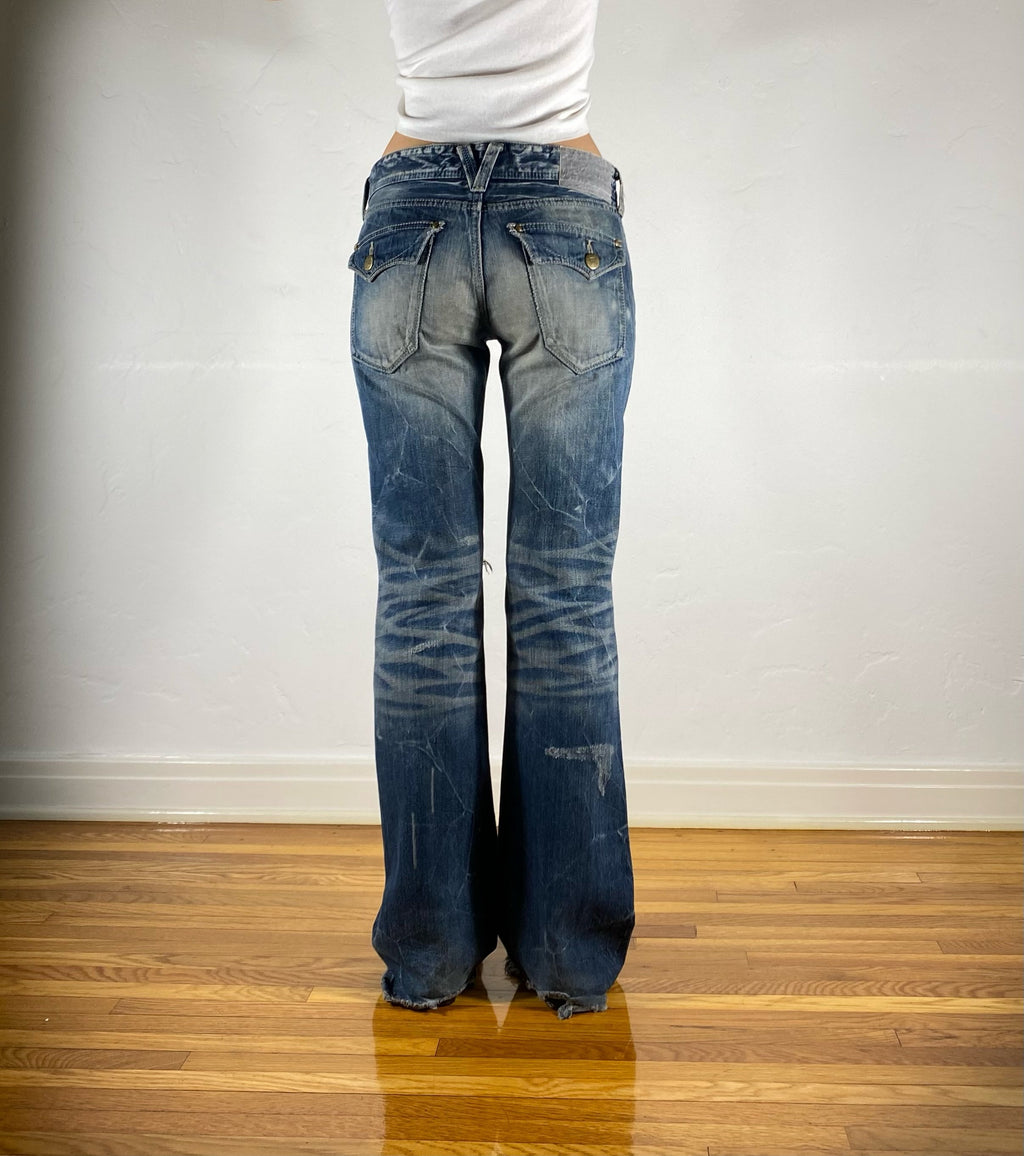 Vanquish Low Rise Gold Label Jeans, XS/S