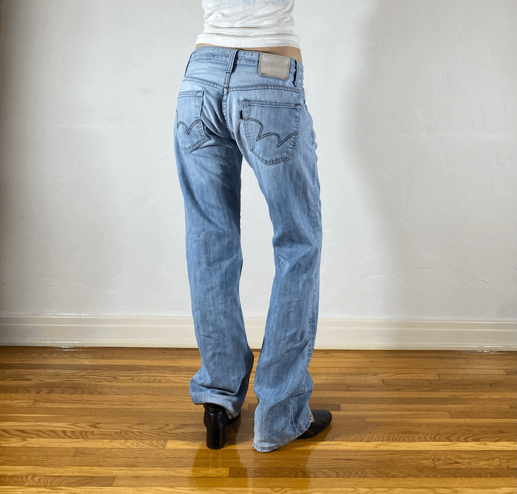 Edwin Soft Distressed Jeans, M