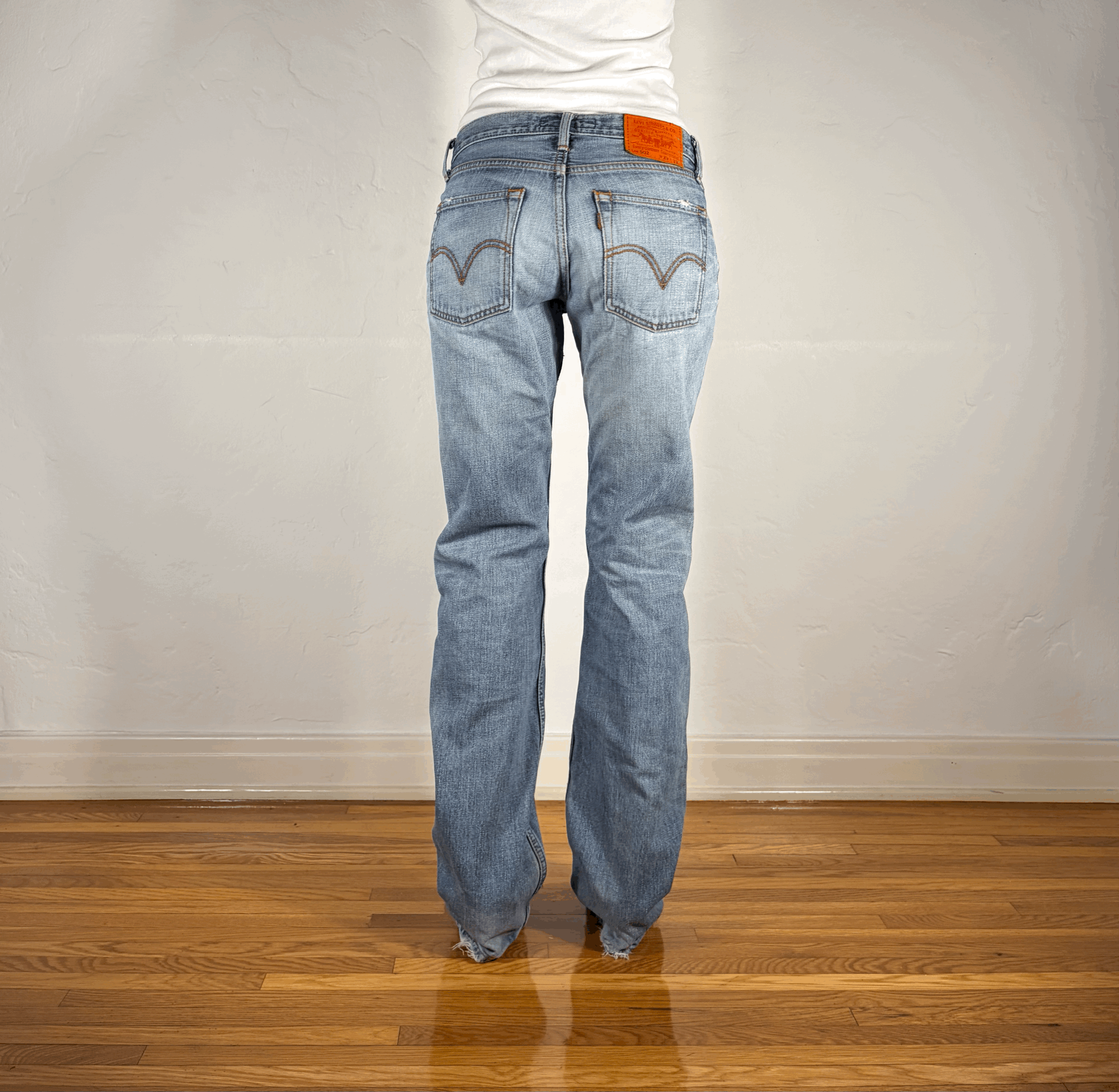 Levi Classic Vintage Ripped and Repaired Jeans, M