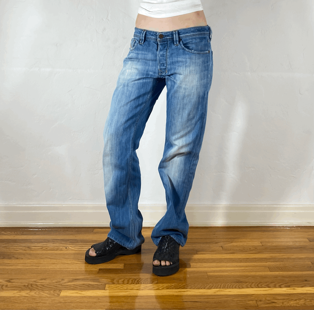 Diesel Relaxed Light Blue Jeans, L