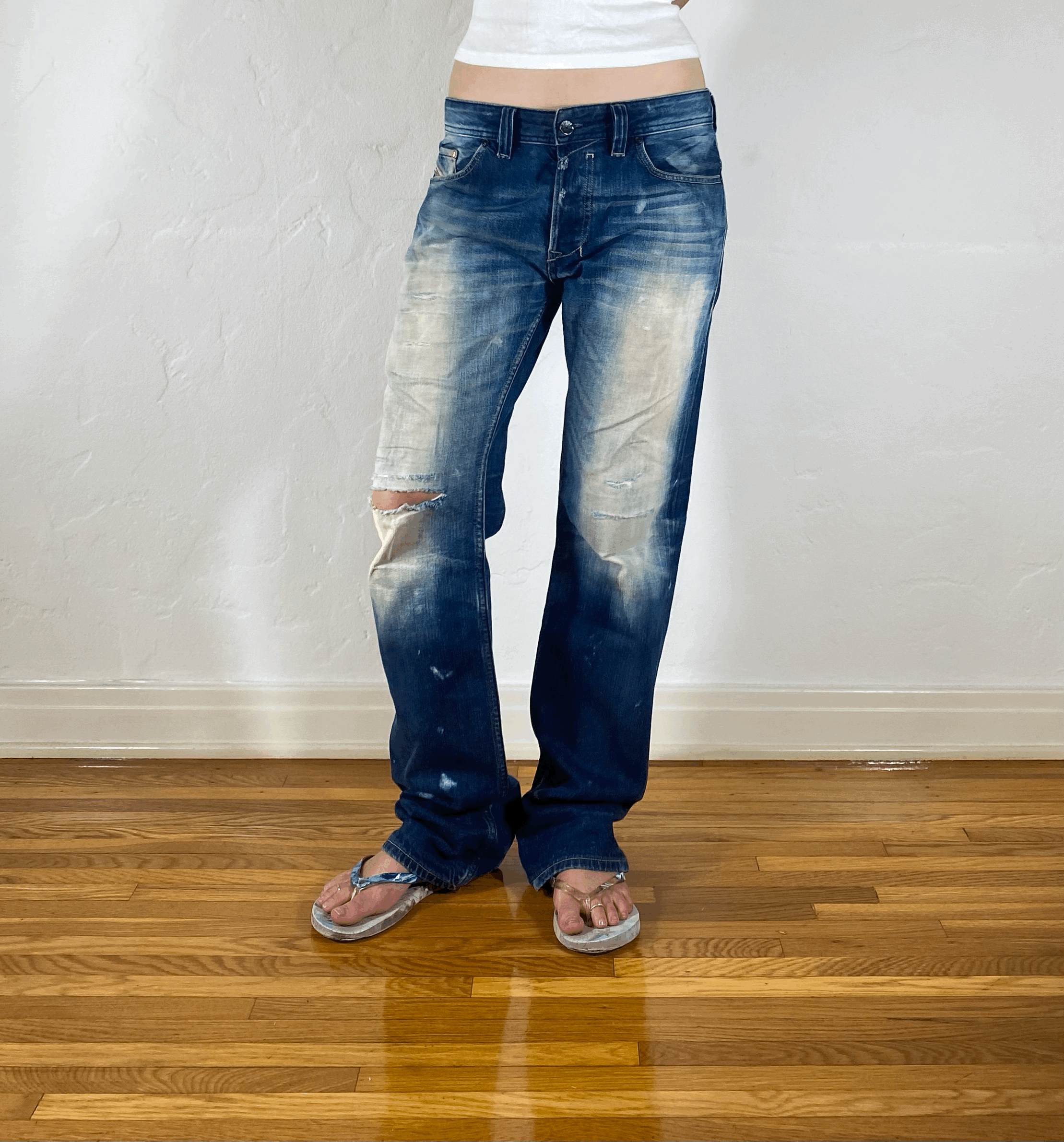 Diesel Relaxed Ombre Speckled Jeans, L