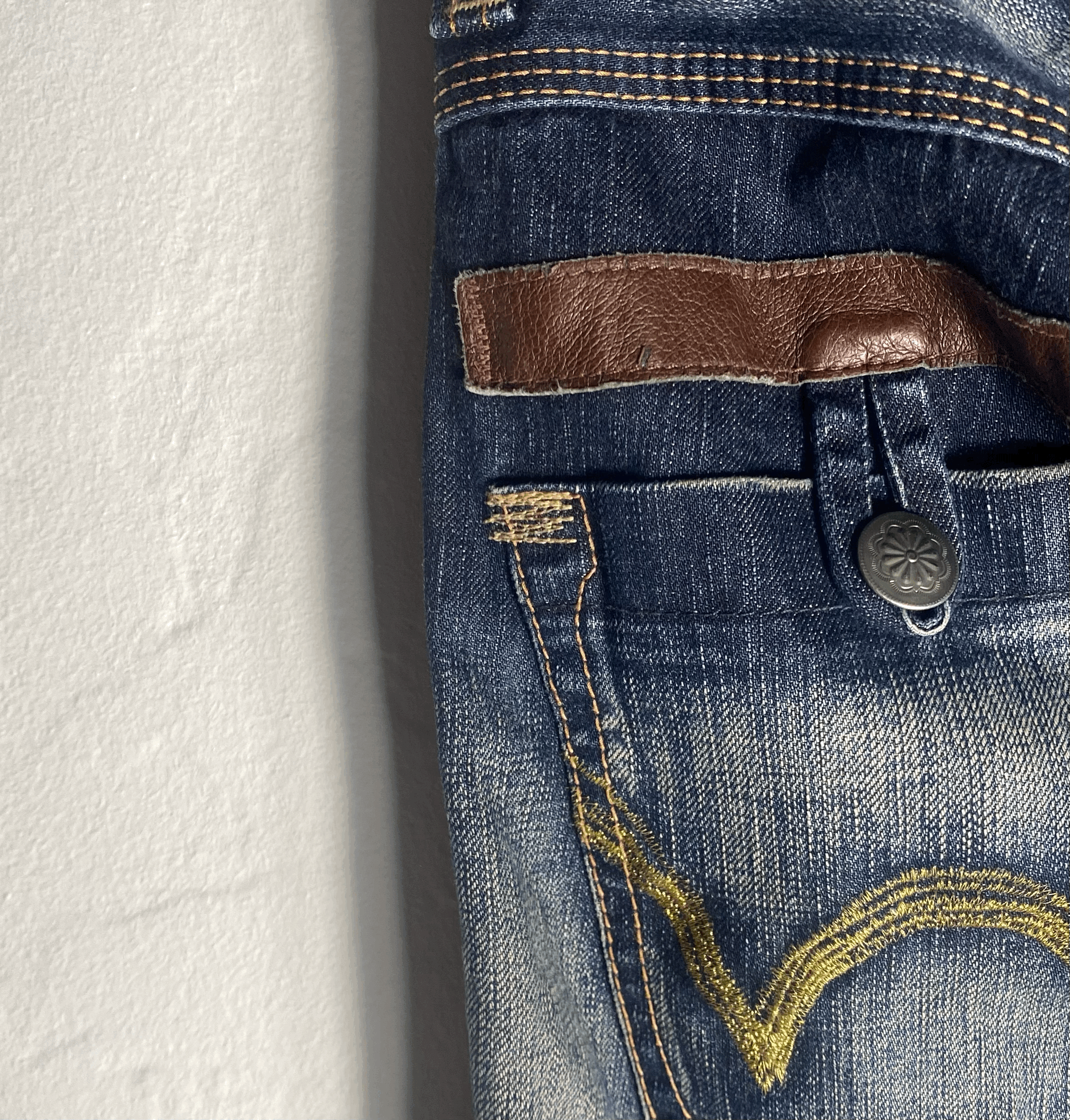 Edwin True Blue Faded Jeans, M