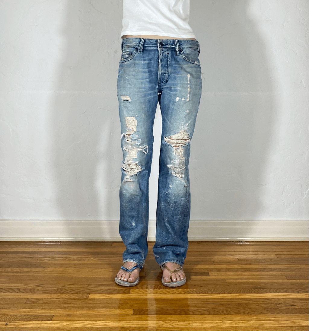 Diesel Relaxed Tattered Jeans, M