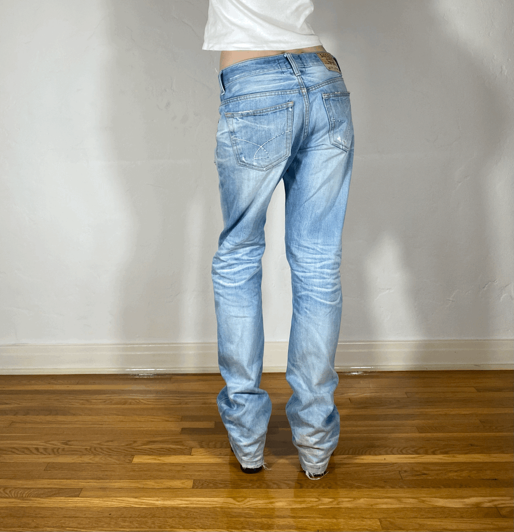 Lolita Distressed Zipper Jeans, M