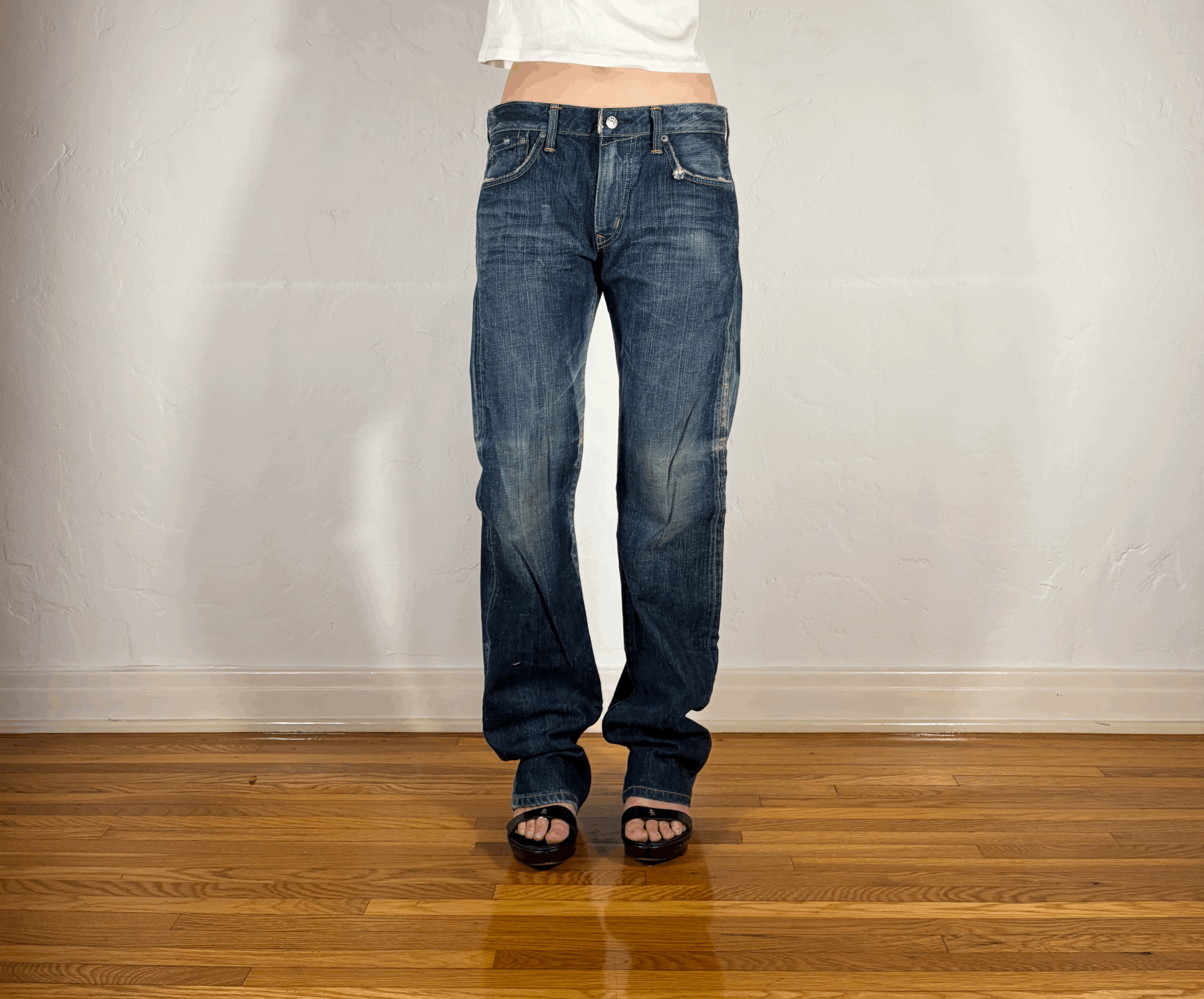 Unique Blue Sun Bleached Jeans, M