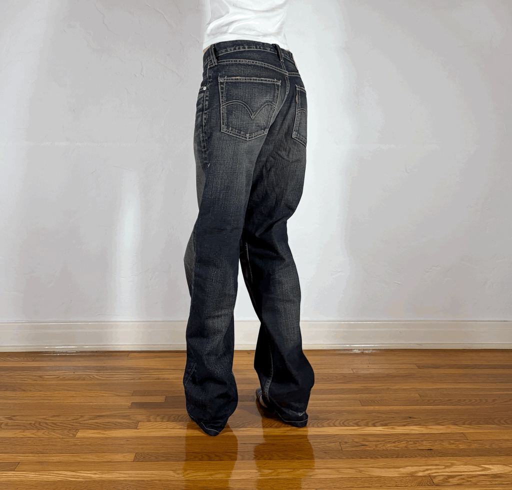 Levi Classic Vintage Dark Gray Jeans, M