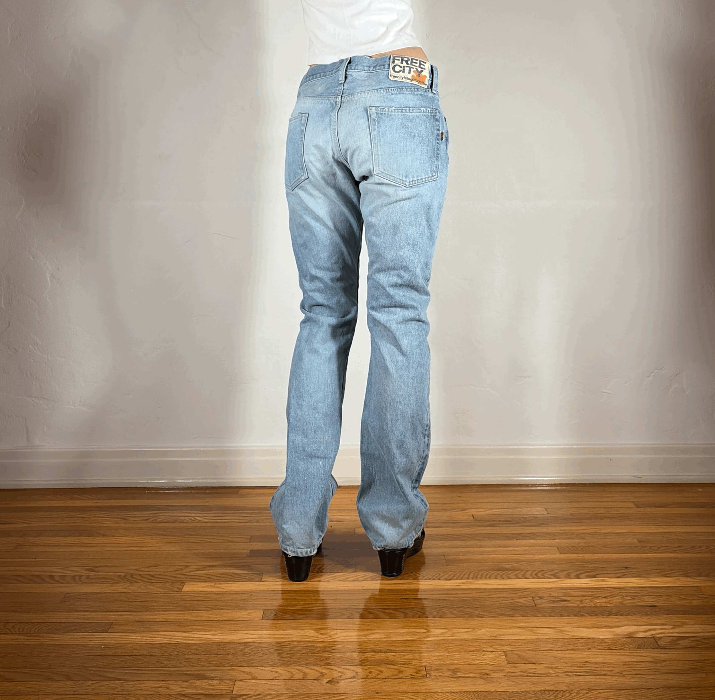 Free City Light Blue Jeans, M
