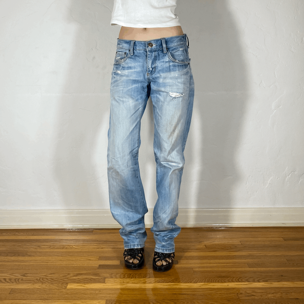 Lolita Distressed Zipper Jeans, M