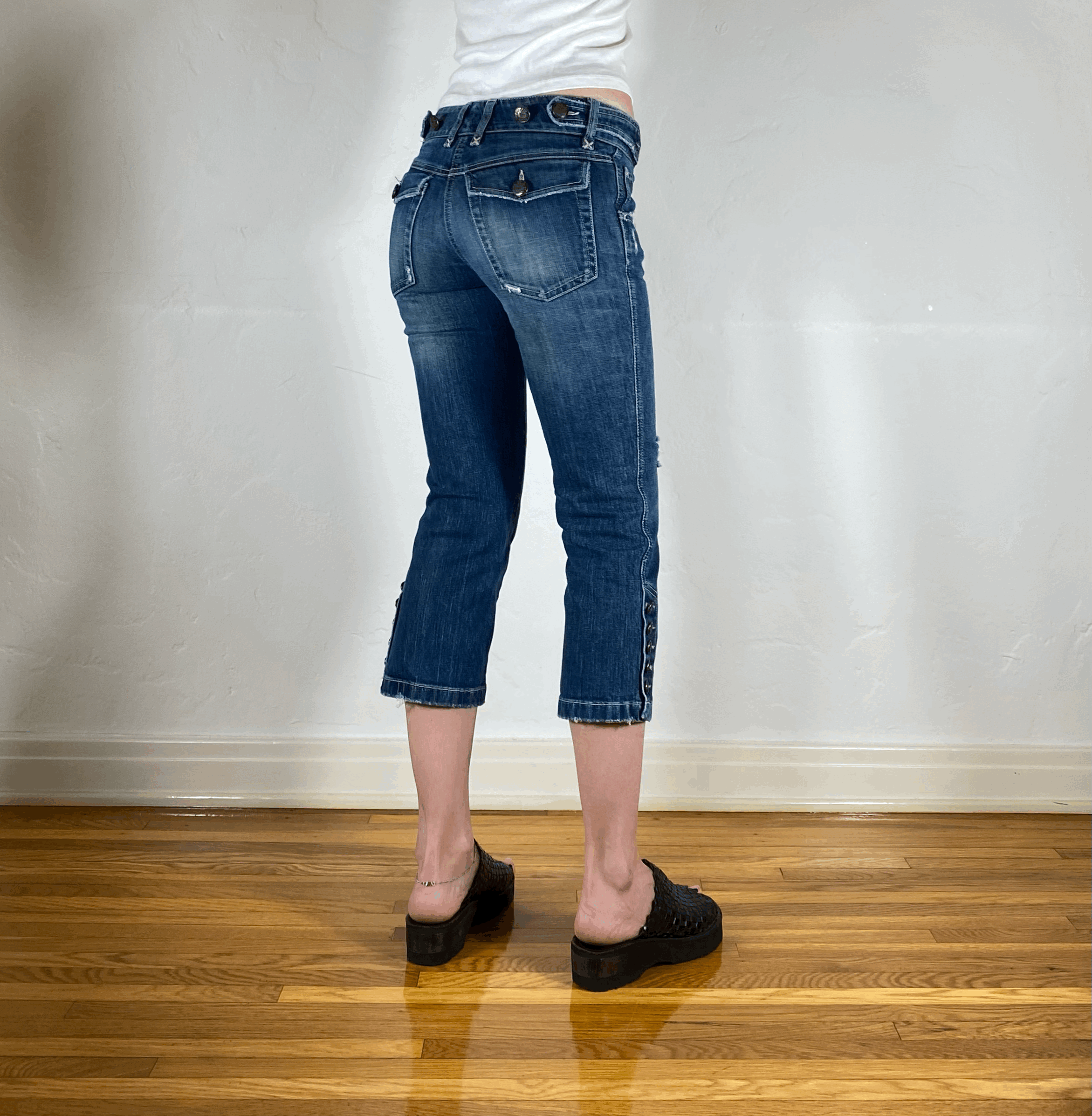 Dolce & Gabbana Capri Button Jeans, XS