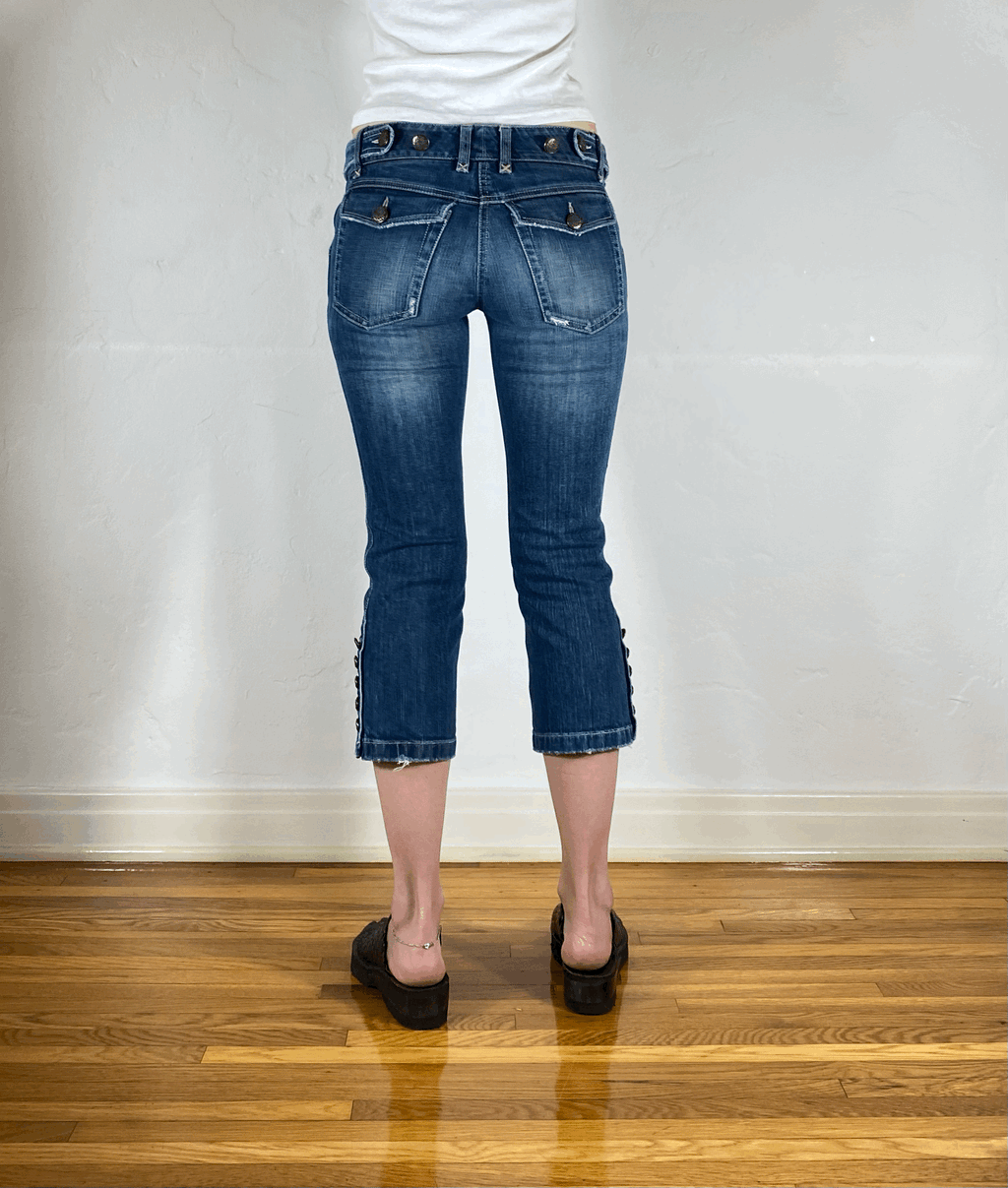 Dolce & Gabbana Capri Button Jeans, XS