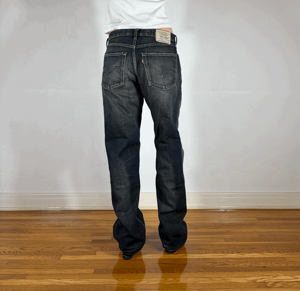 Levi Classic Vintage Dark Gray Jeans, M