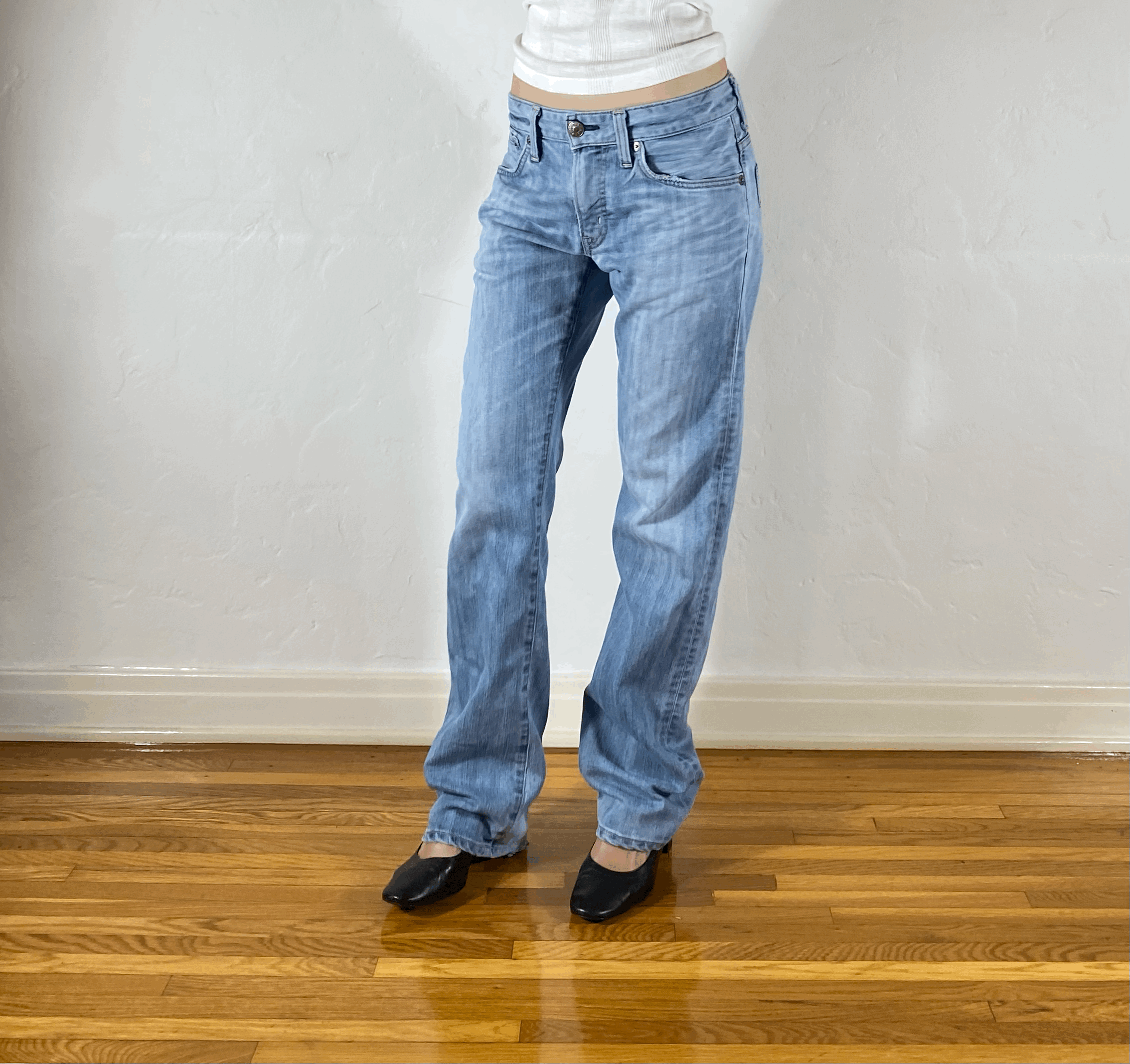 Edwin Soft Distressed Jeans, M