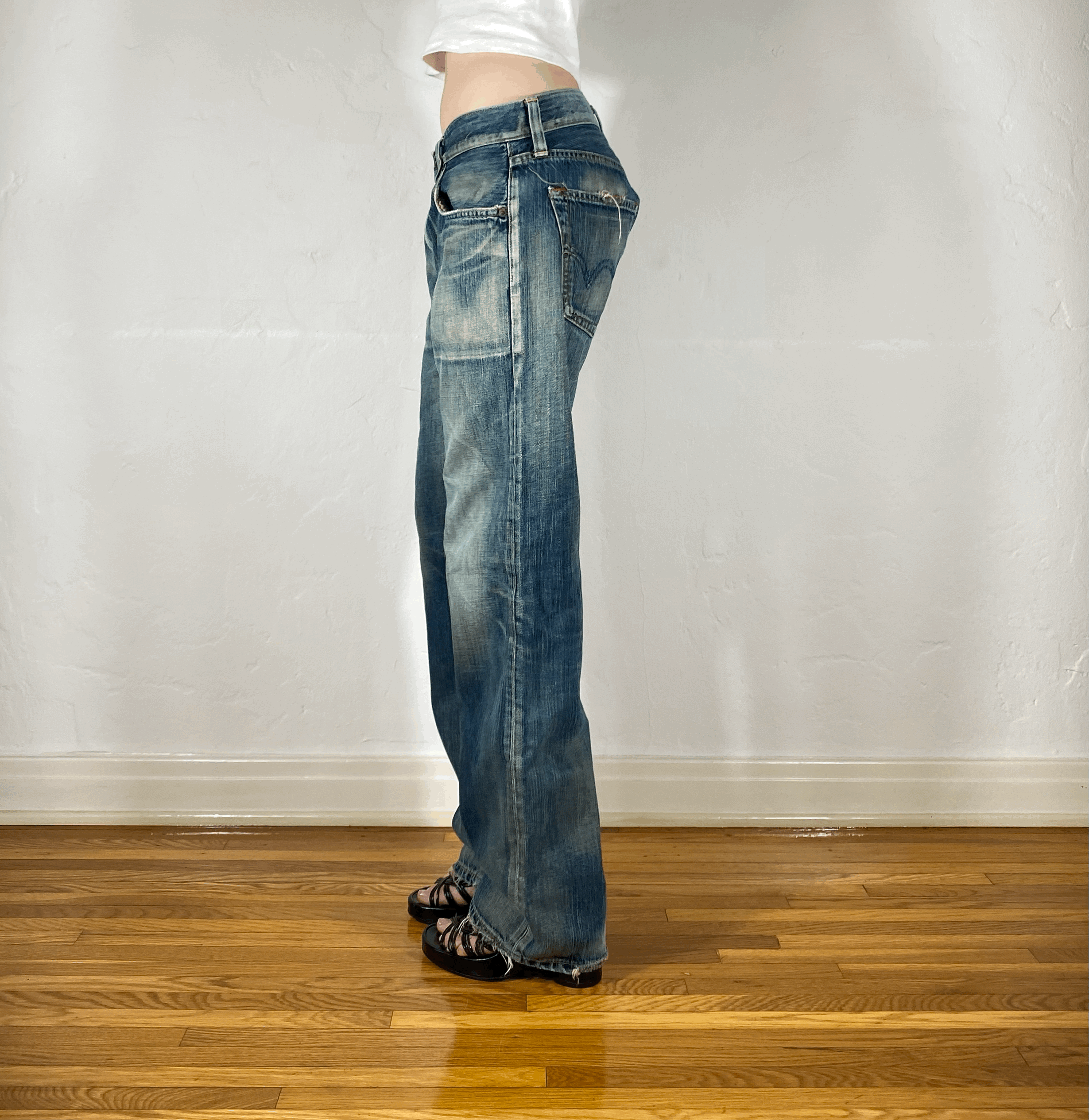 Unique Blue Baggy Jeans, M