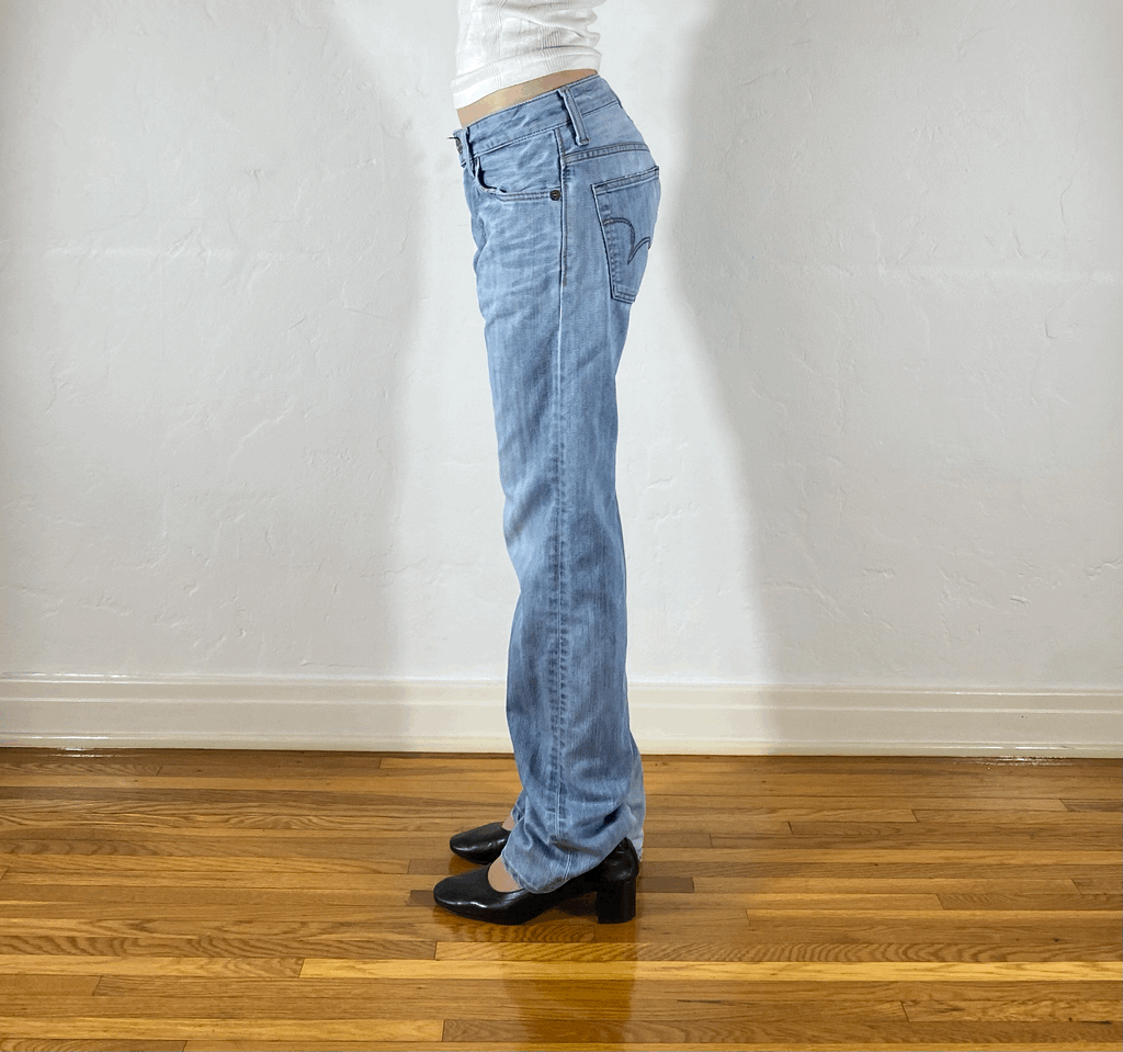 Edwin Soft Distressed Jeans, M