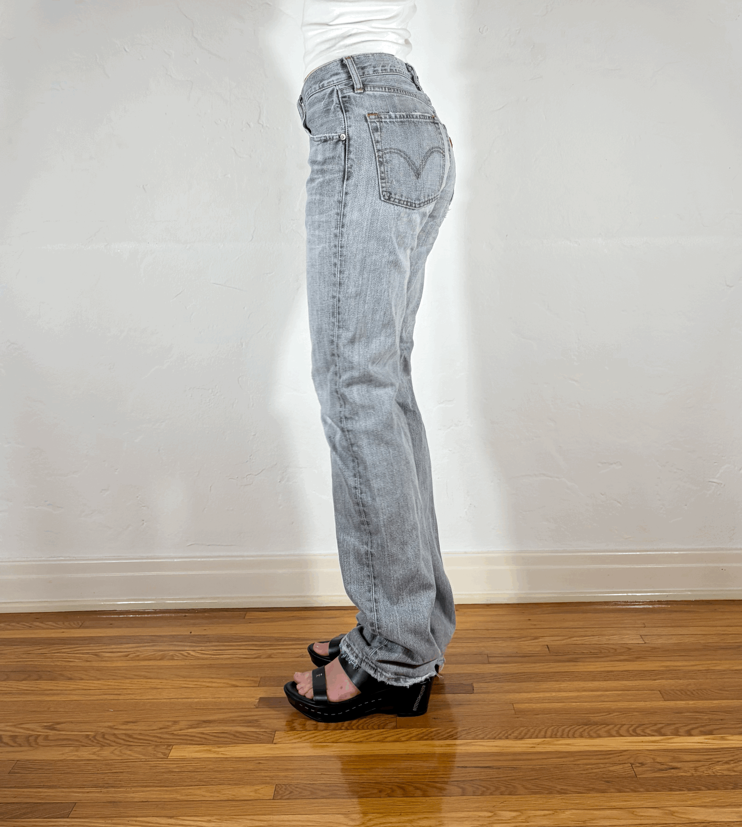 Levi Classic Vintage Gray Jeans, S