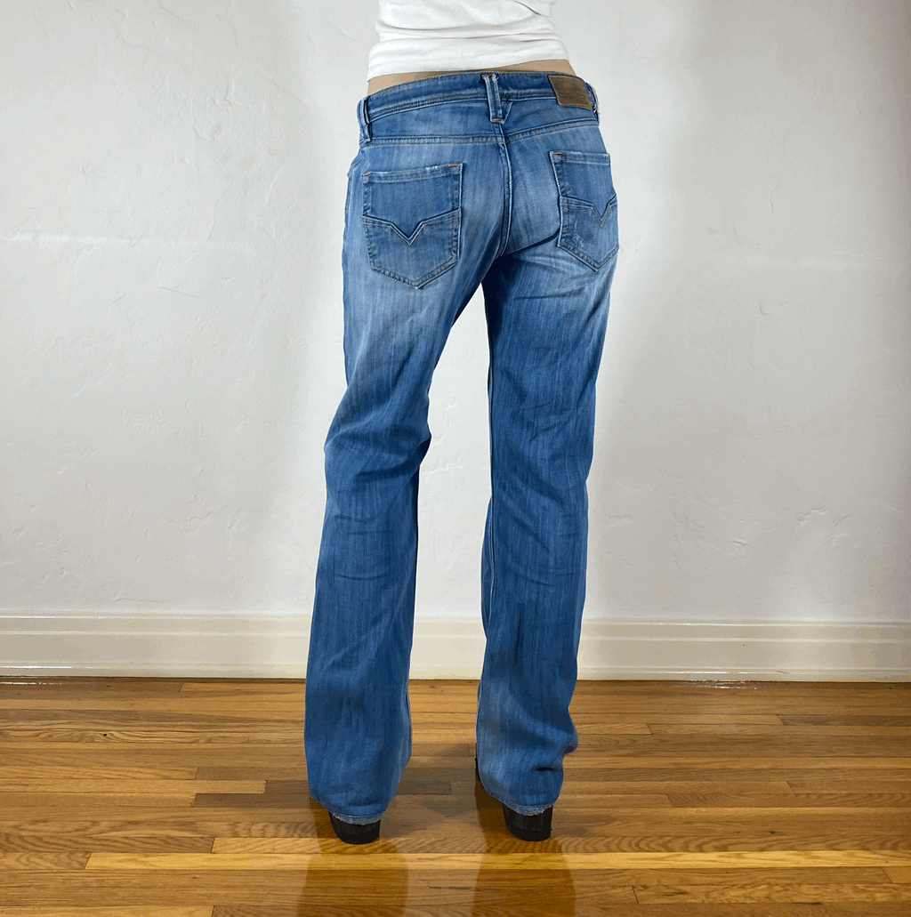 Diesel Relaxed Light Blue Jeans, L