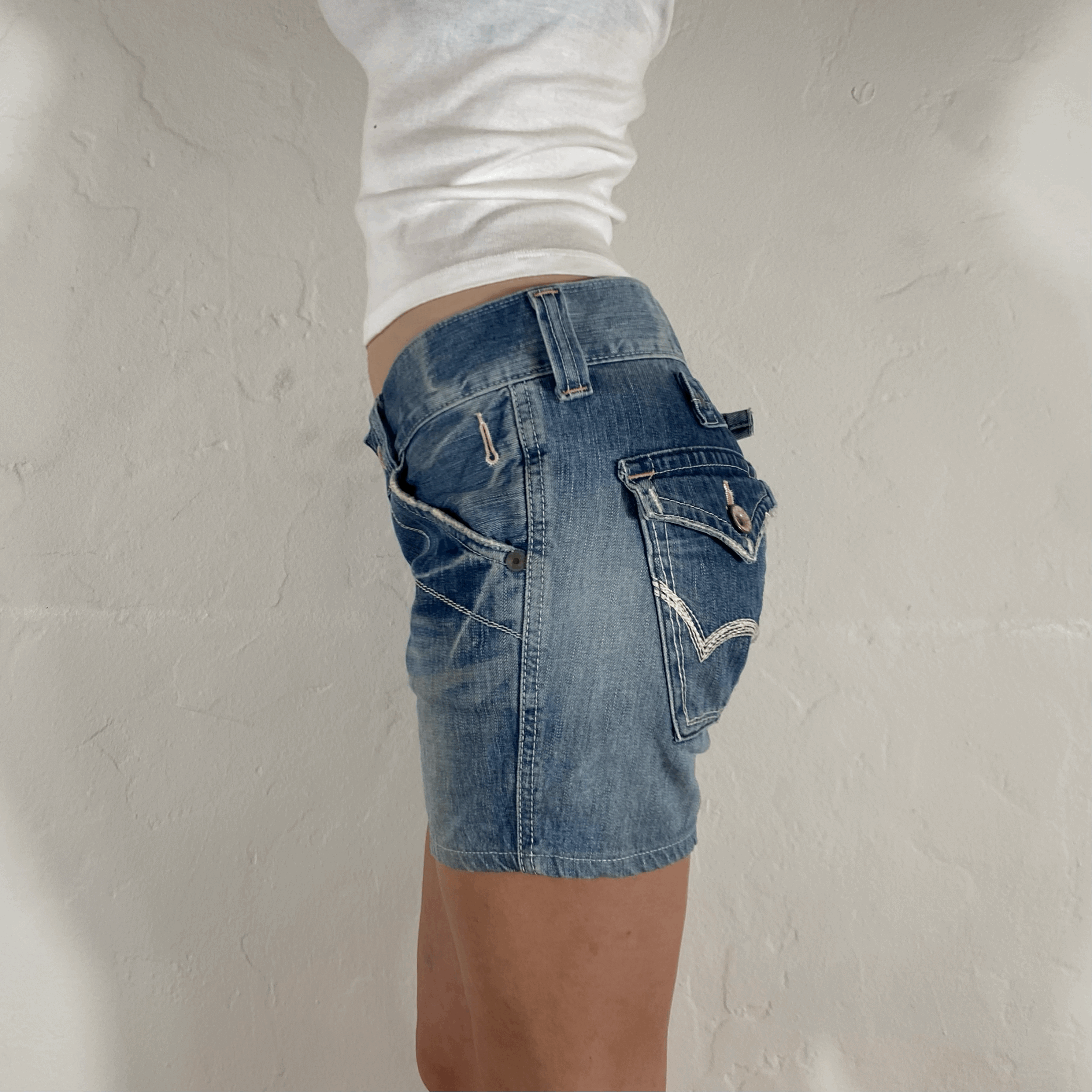 Edwin Cinch Back Shorts, S/M
