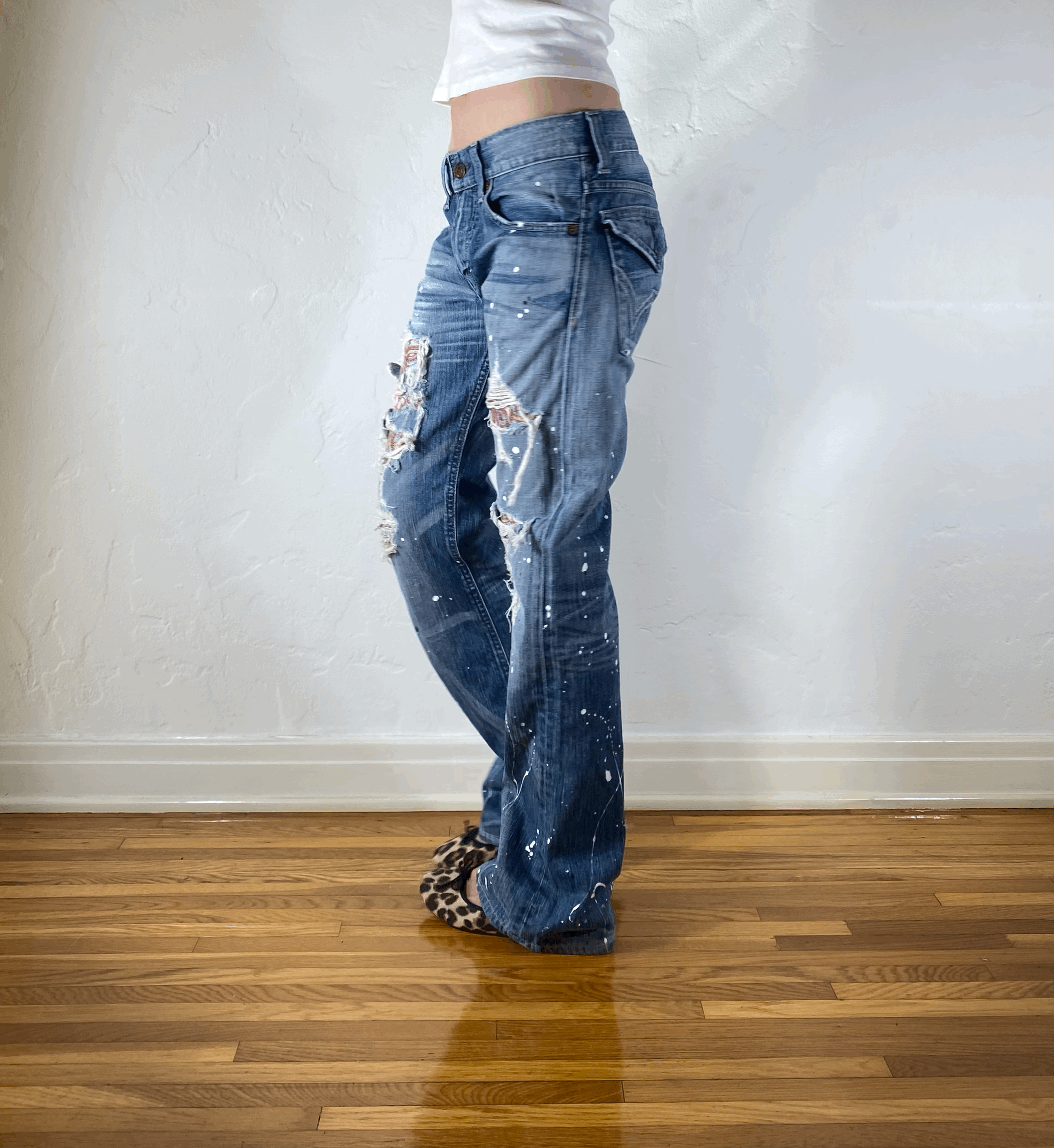 Crash Distressed Paisley Jeans, M