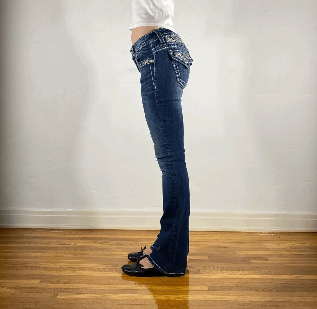 Miss Me Bedazzled Jeans, XS/S