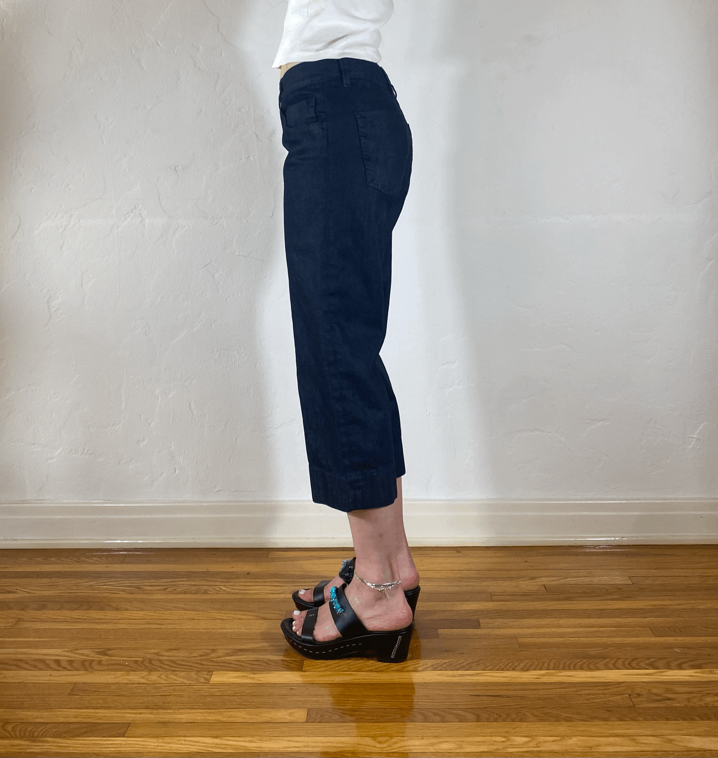 Dolce & Gabbana Black Capri Jeans, M