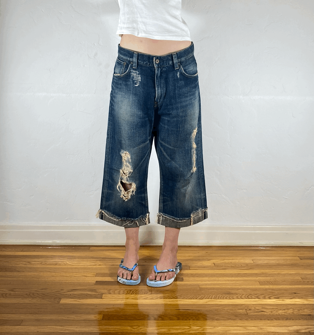 Distressed Capri Jeans, L/XL
