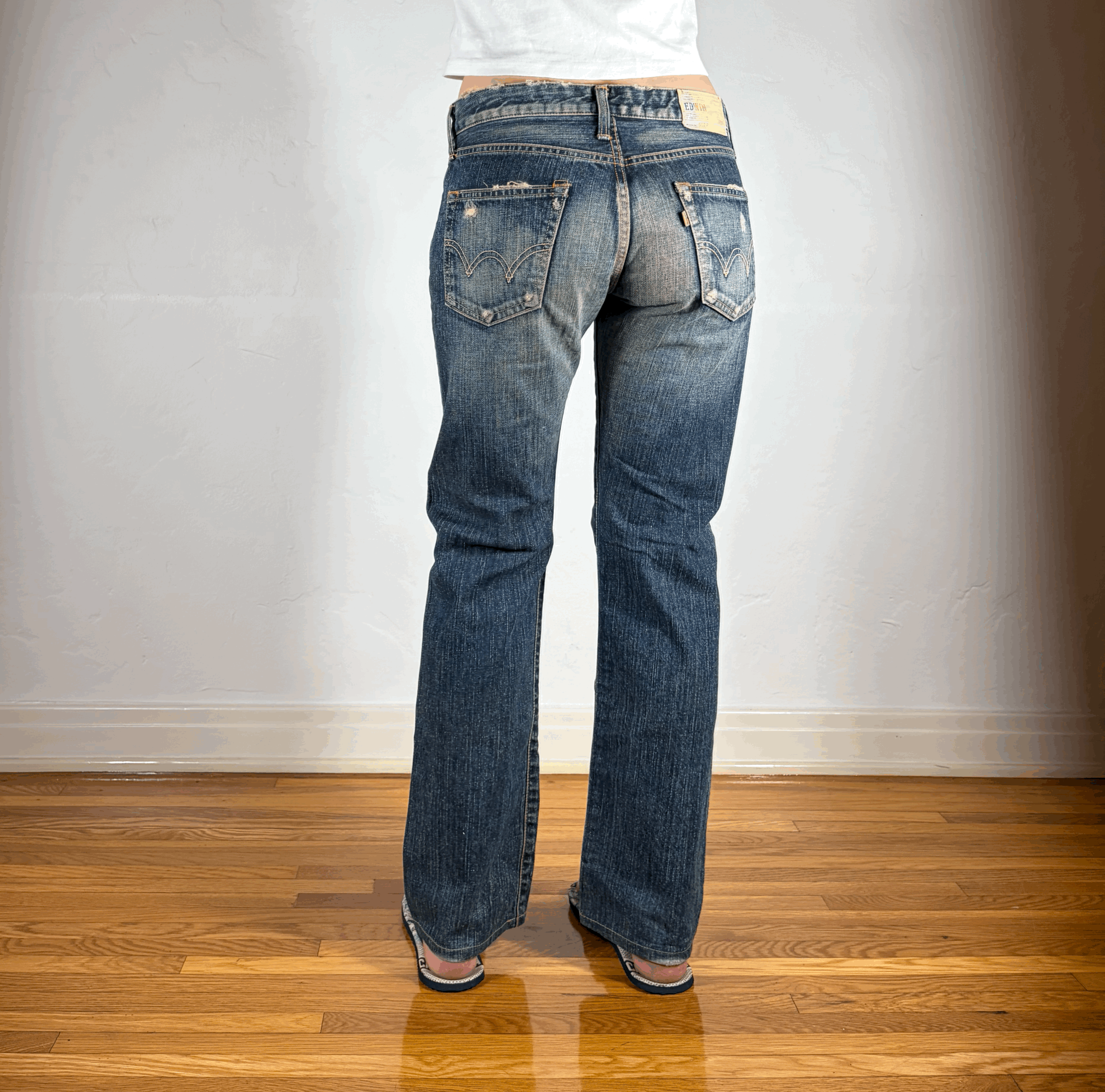 Soft Baggy Distressed Jeans, S
