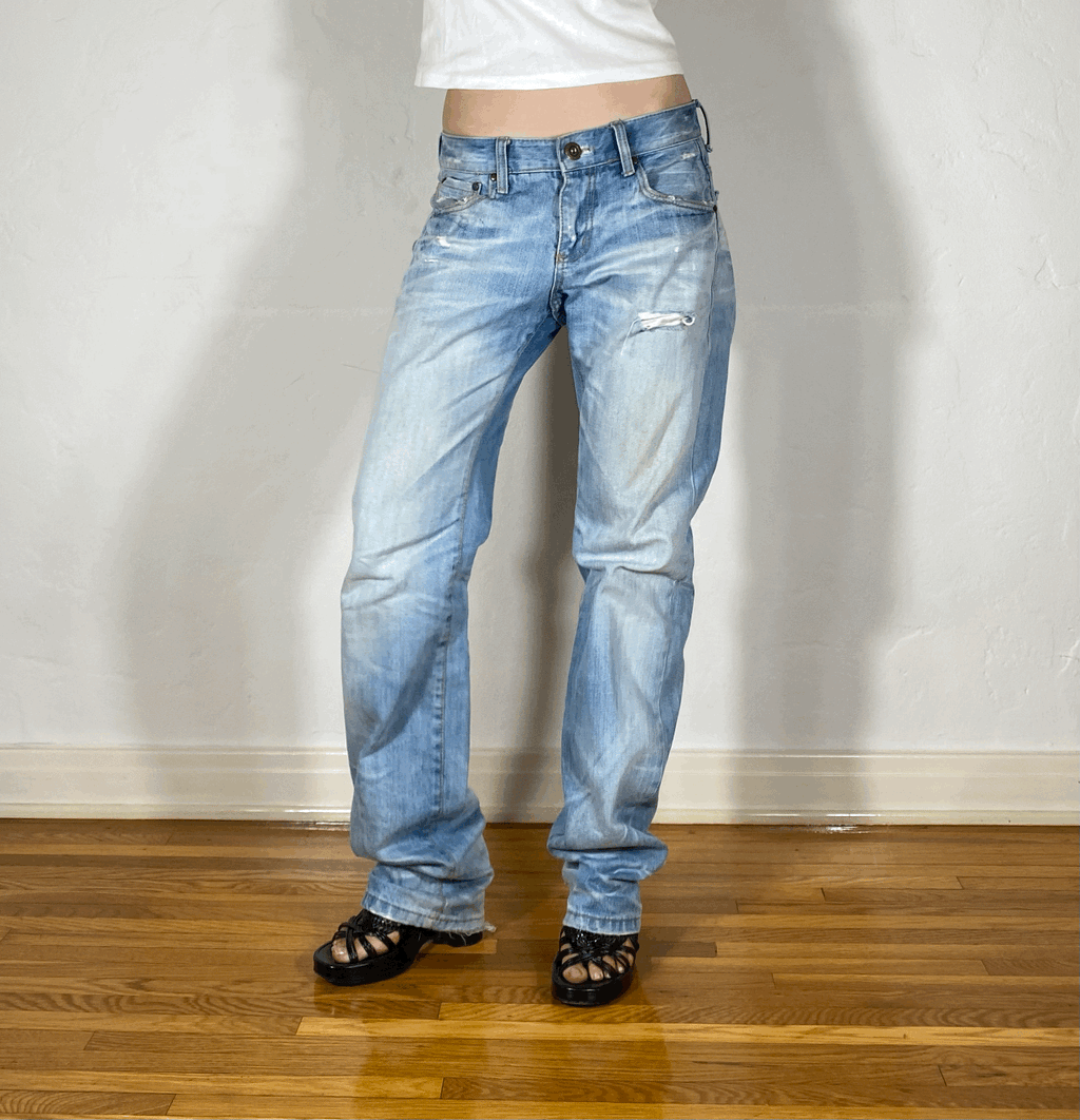 Lolita Distressed Zipper Jeans, M