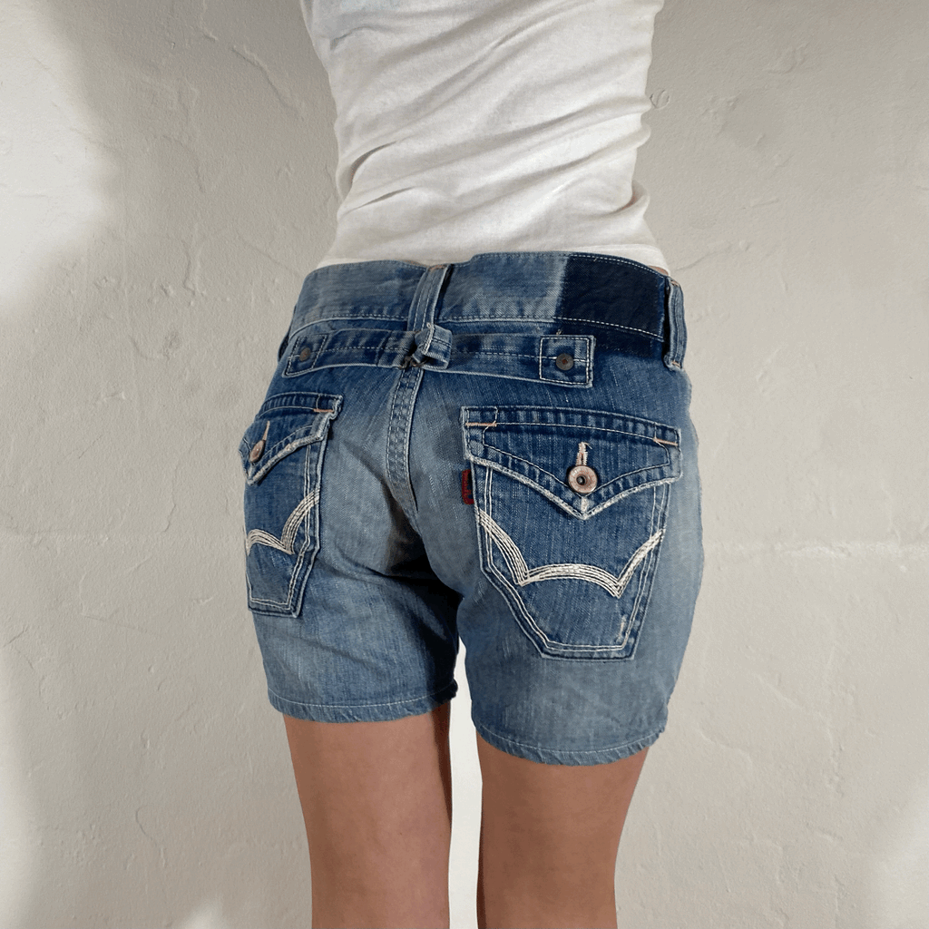 Edwin Cinch Back Shorts, S/M