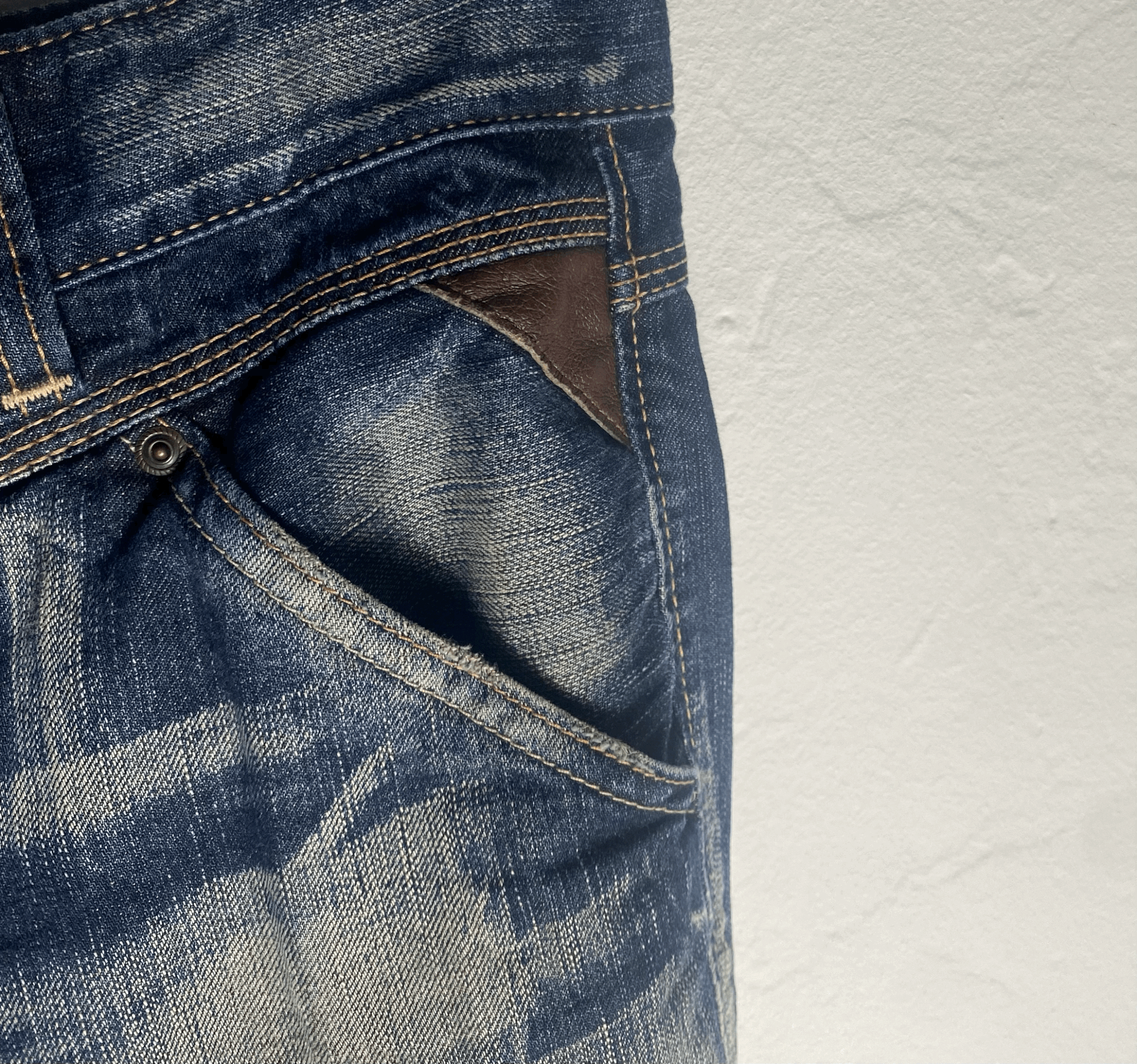 Edwin True Blue Faded Jeans, S/M