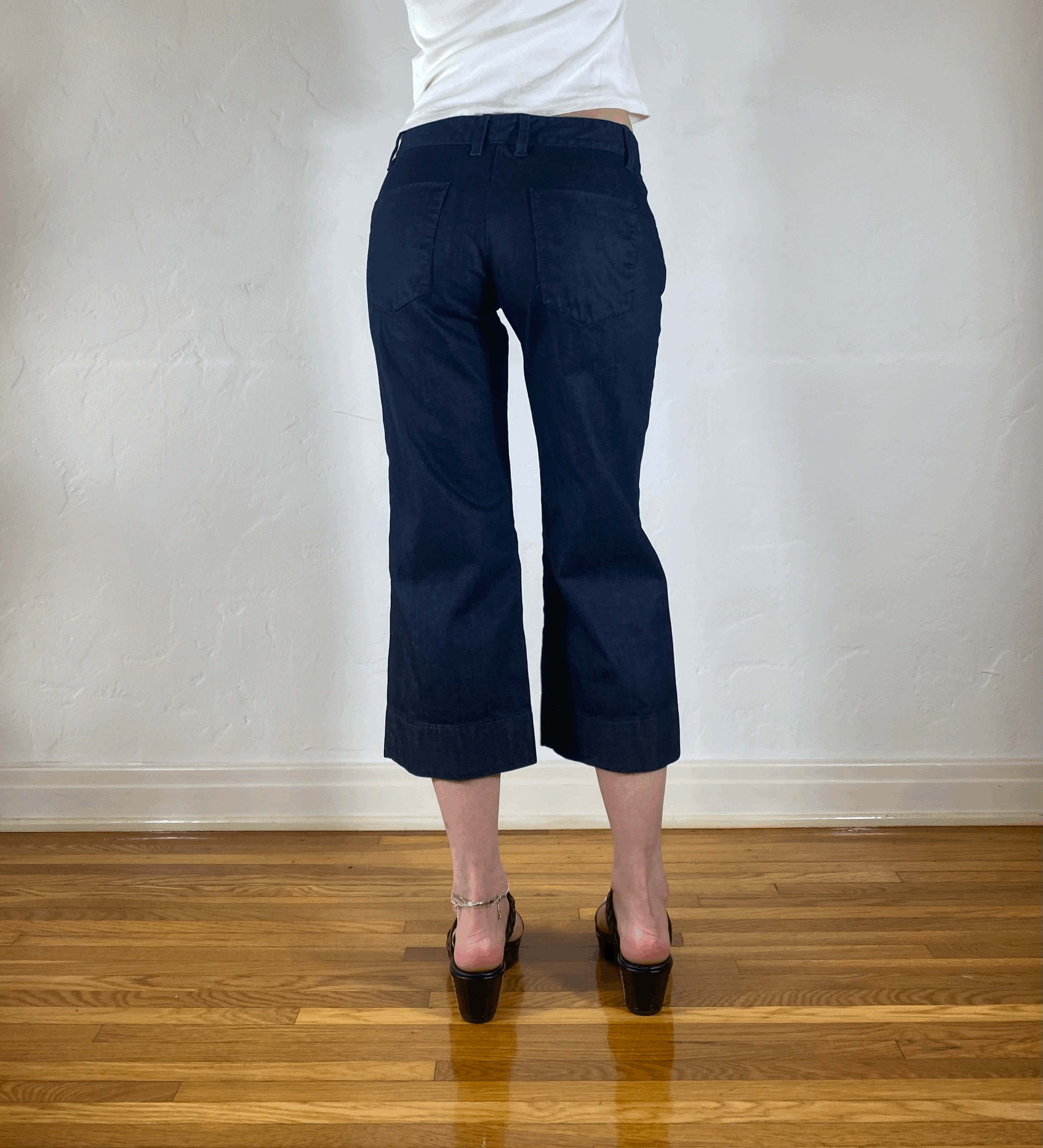 Dolce & Gabbana Black Capri Jeans, M