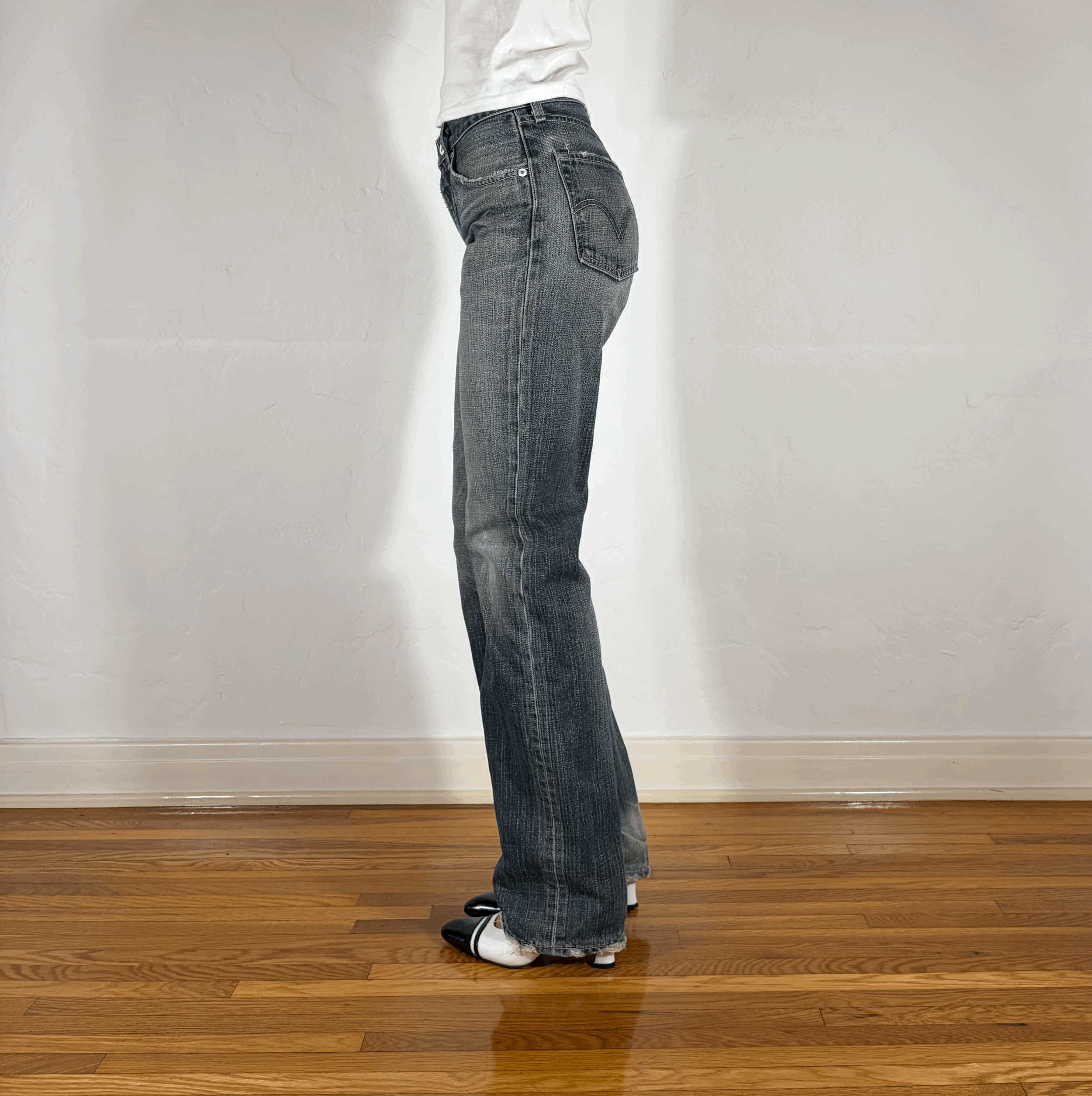 Levi Classic Vintage Streaky Gray Jeans, S