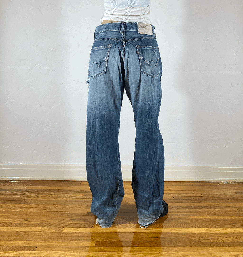 Edwin Soft Distressed Jeans, L